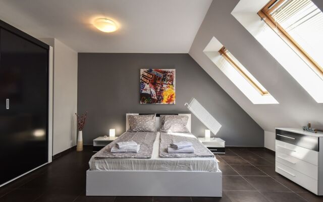 FM Deluxe 2-BDR Maisonette - Vitosha Mountain View
