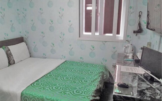 Sinchon Alpha Guest House 1