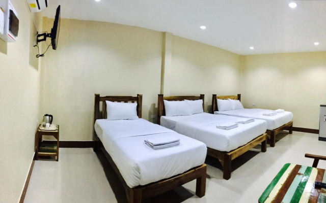 Huan Soontaree Resort