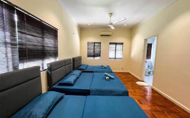 Bukit Tunku Grande Villa by uBook