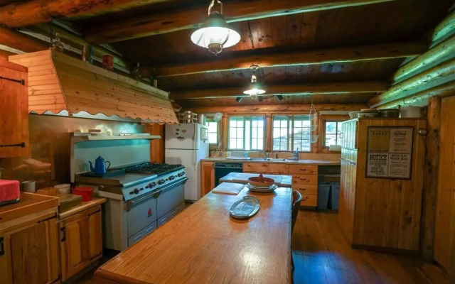 Ennis - T-Lazy-B Ranch