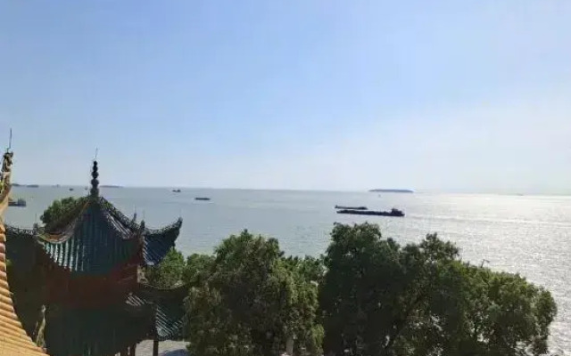 Boran Hotel (Changsha Moon Island)