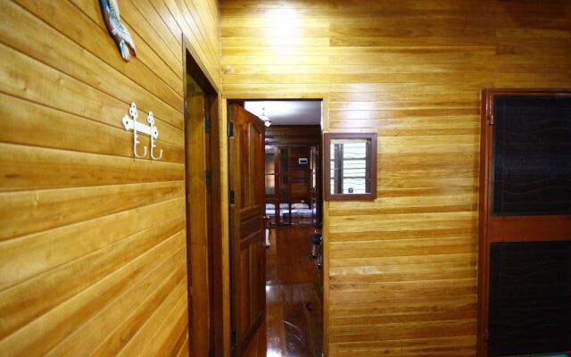 Baan Suan View Dee Homestay