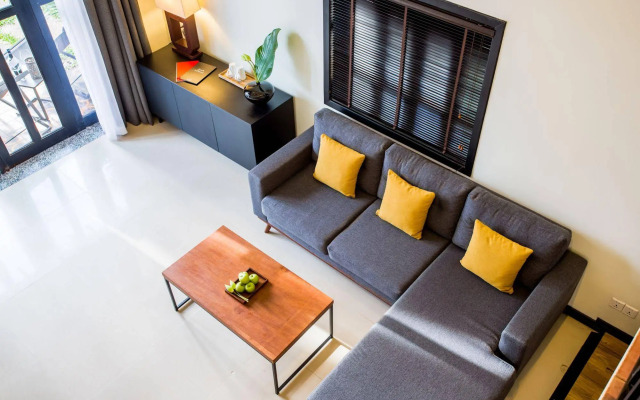 Mulberry Hotel