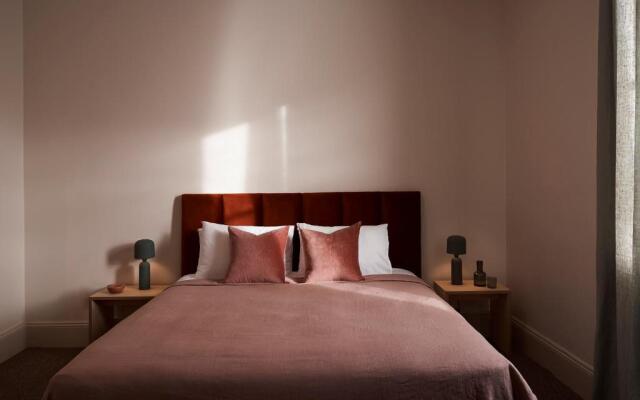 The Rooms Milton