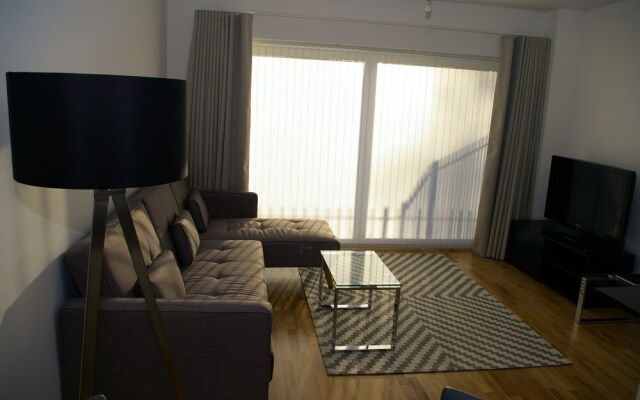 Ramsey Lodge 2-Bedroom Flat