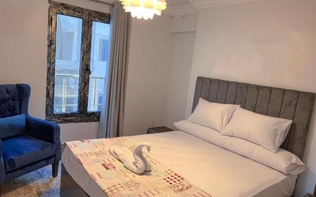 Spacious 3Bed Apt Beach Front View Of Alexandria