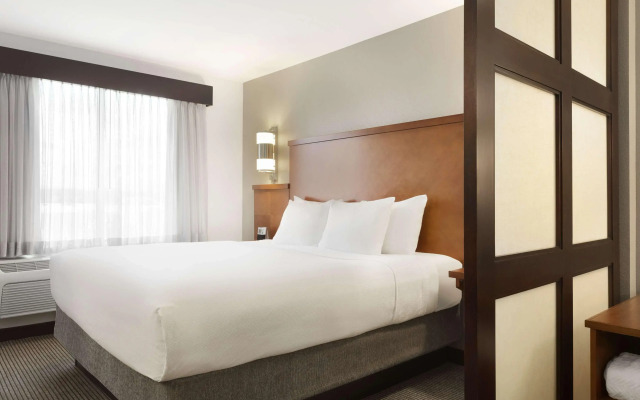 Hyatt Place Portland Airport