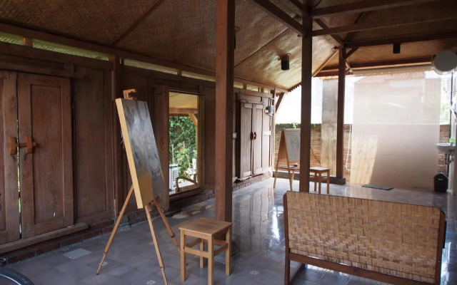 Ngomah Tentrem