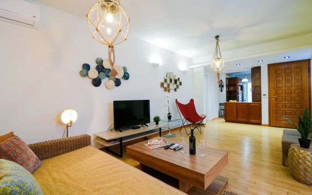 A Diamont of 140 m2 Apt