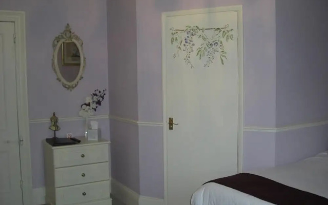 Coast Guest House Accommodation Eastbourne