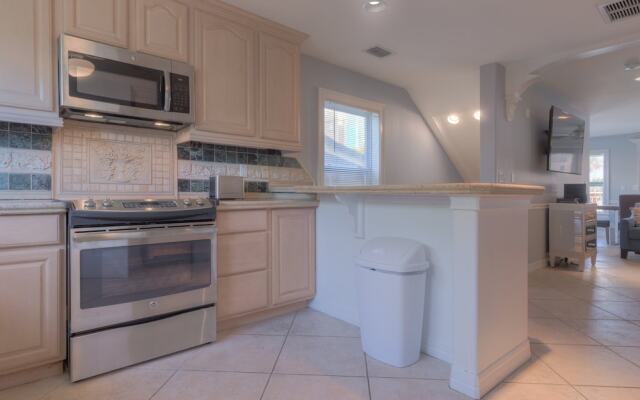 Yellow B - Pet Friendly - Beach Views