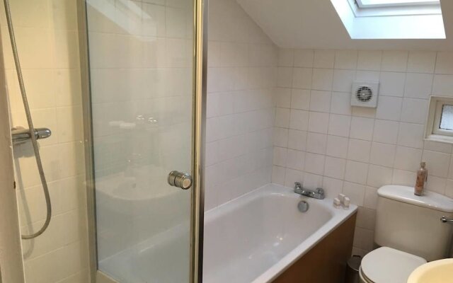 Perfect 2bed Flat in Lively Clapham