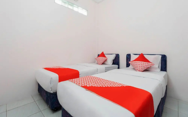 Falisha Homestay Syariah by OYO Rooms