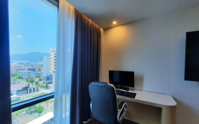 Browndot Hotel