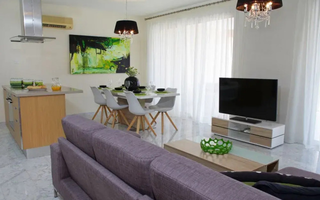 Amathusia Coastal Heights 203
