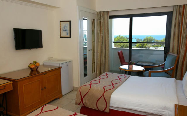 Mina Hotel