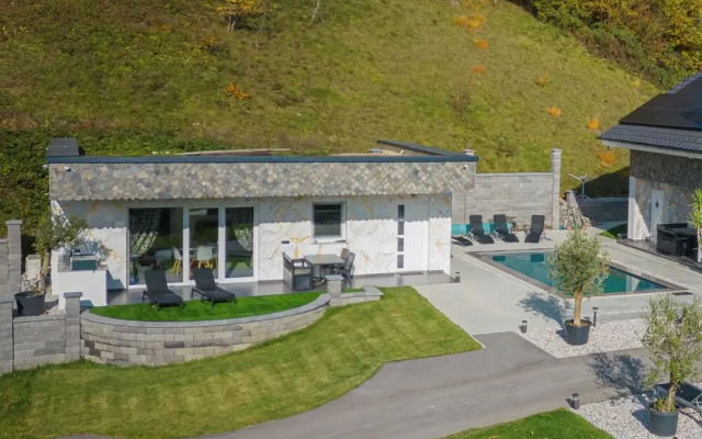 Wellness Paradise House Tim