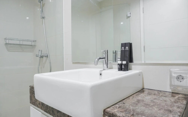 Premium And Strategic 2Br Apartment At Casa Grande Residence