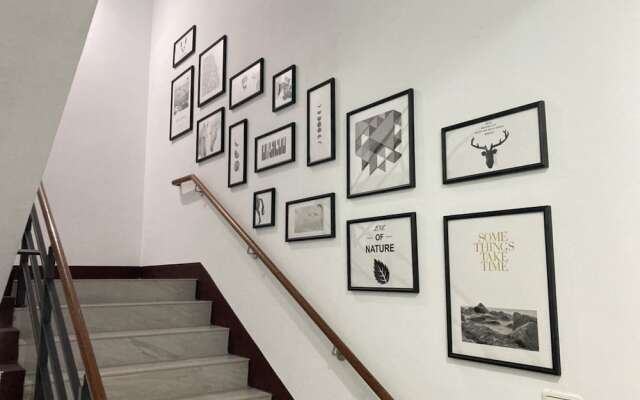 Owl Hostel