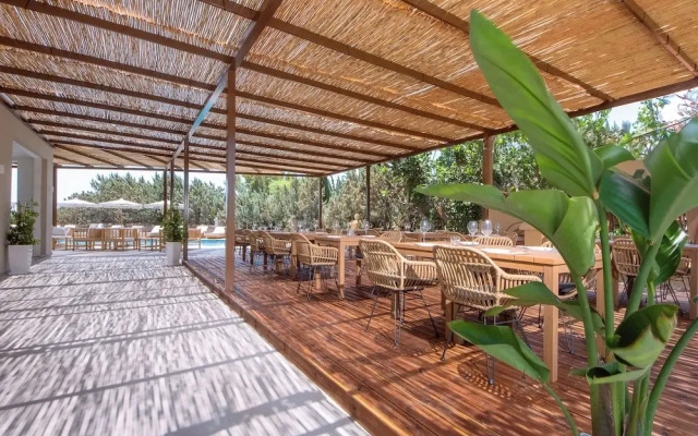 Aethrion Luxury Villas & Suites