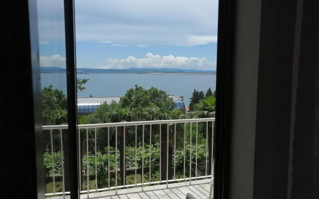 Guesthouse Porto 100m see, close Sandy beach, Pebble beach