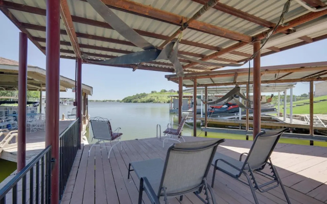 Waterfront Home on Private Lake Granbury Cove