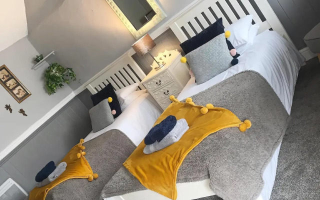 The White Horse Crostwick