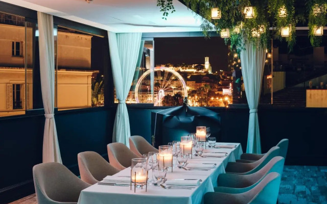 Five Seas by Inwood Hotels