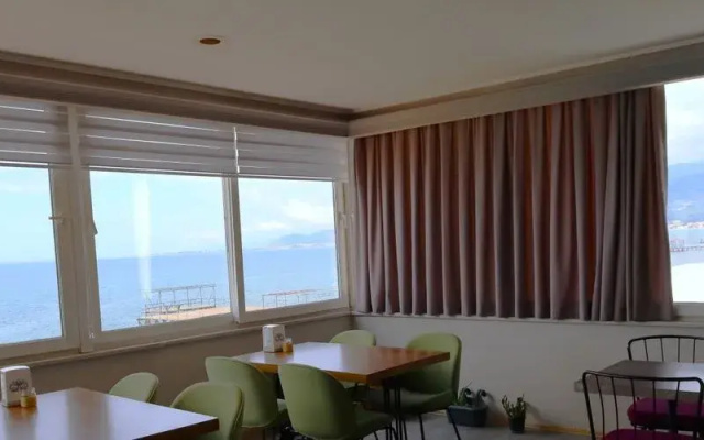 Demir Hotel