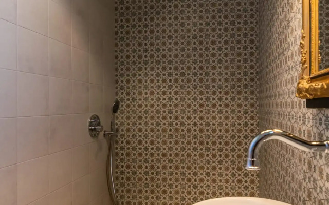 Harites Home Apartments Adamas