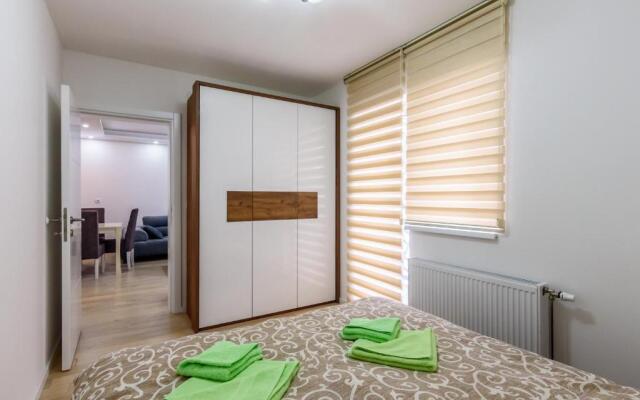 Apartmani “LAZAR” i “LENA”