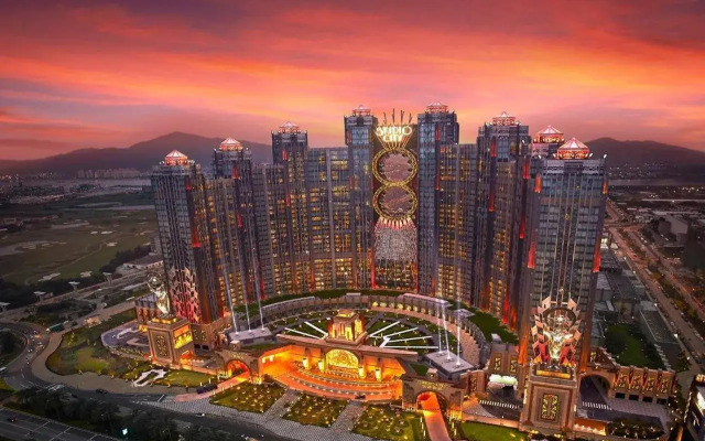 Epic Tower - Studio City Macau