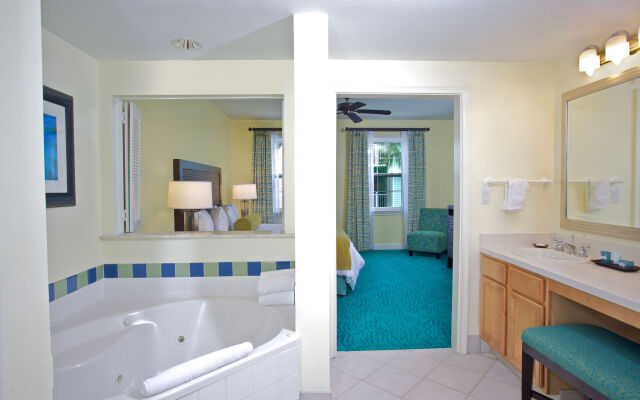 Harborside Resort & Vacation Rentals at Atlantis