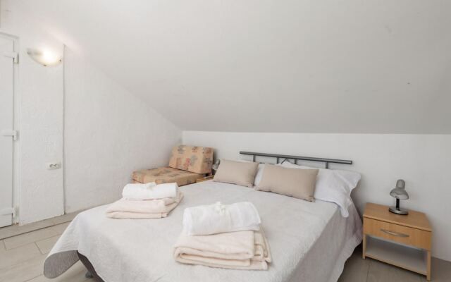 Beautiful Apartment in Senj With Wifi