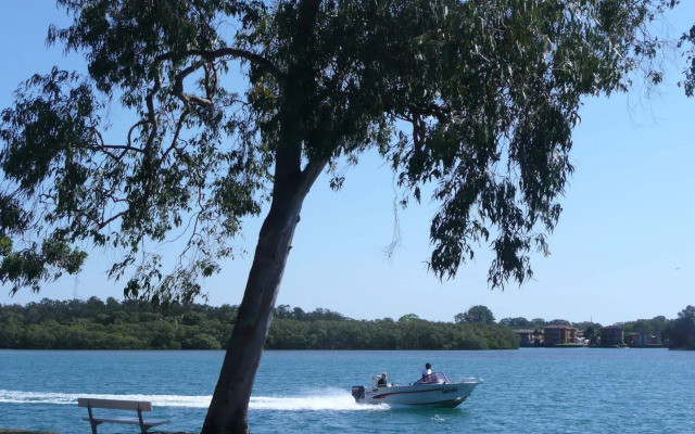 River Retreat Caravan Park