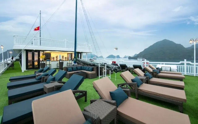 Lapinta Luxury Cruises