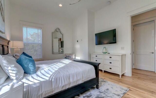 Just Beachy by Five Star Properties