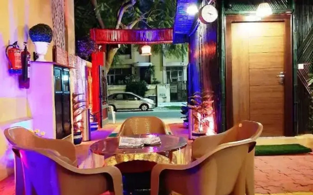 Hotel Bamboo Castle