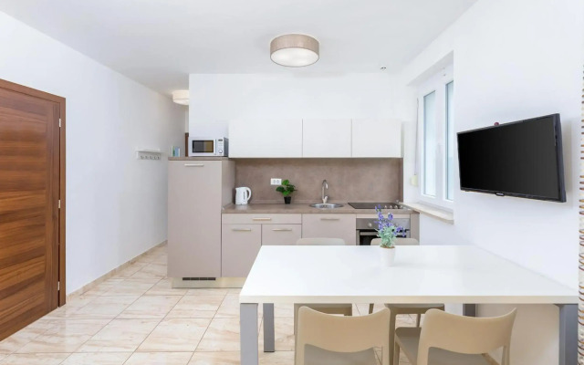 Villa Nina Apartments