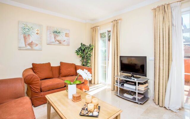 Elviria 3 bed apartment close to beach JP4D