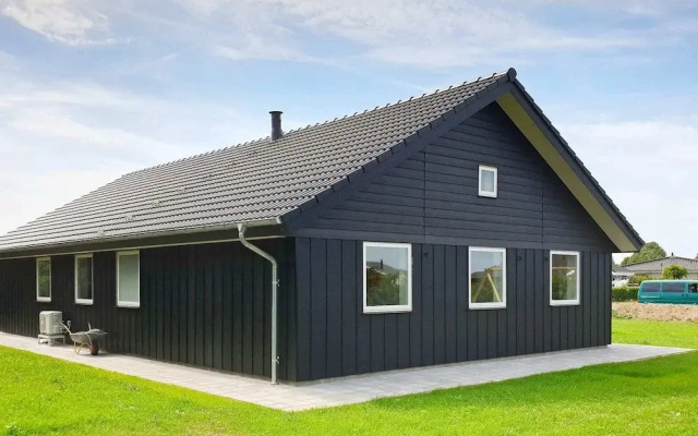 8 Person Holiday Home in Sydals
