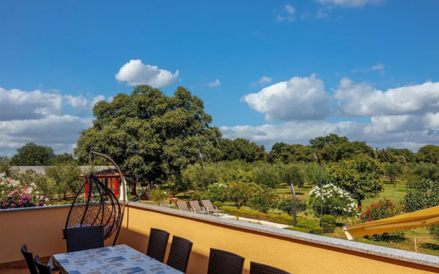Pool Villa Divina in i an
