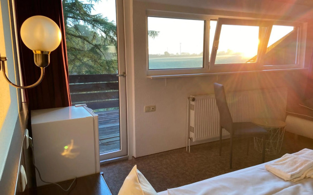 K 357 - Monteurzimmervermittlung und Vermietung Lübeck