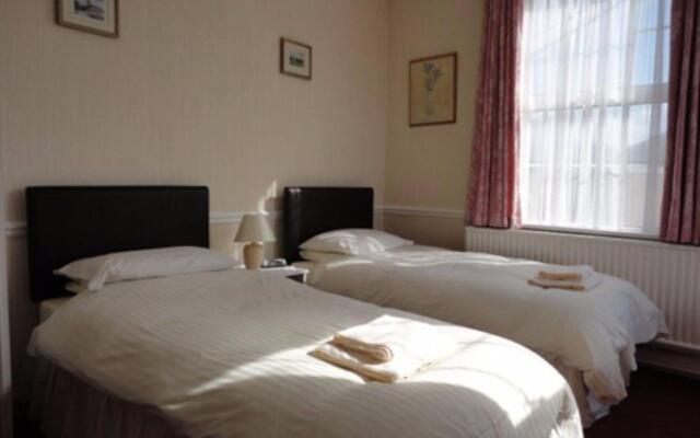 Brookthorpe Lodge