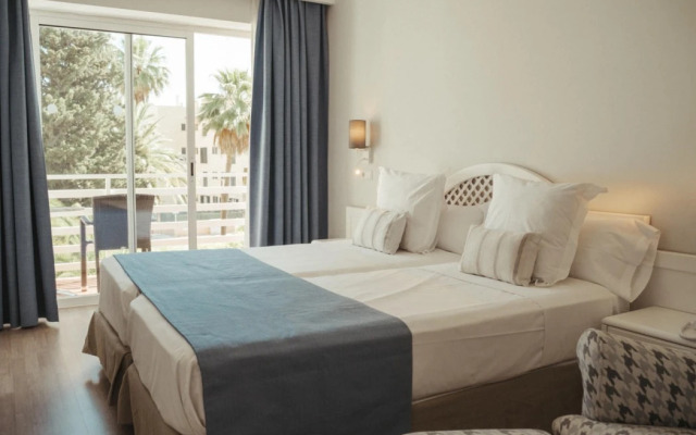 Hotel ROC Oberoy