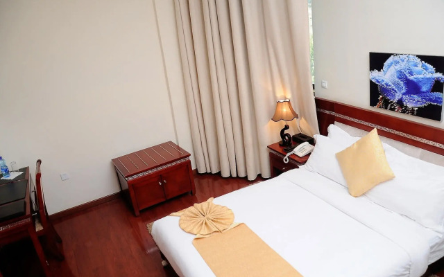Zola International Hotel