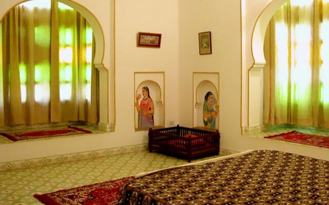 Bijay Niwas Palace 14 Kms from Rampura Agucha