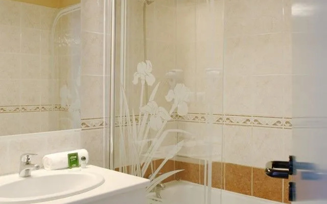 LE GREEN 7 HôTEL RESTAURANT