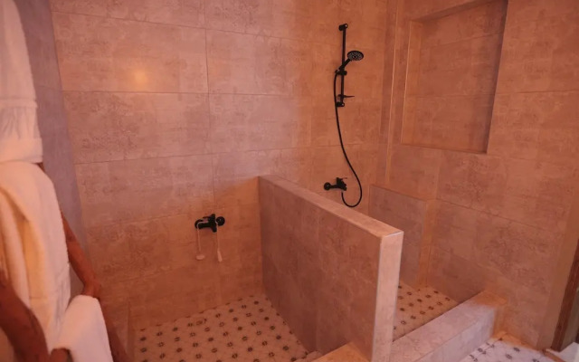 Sakız Kızı Alaçatı